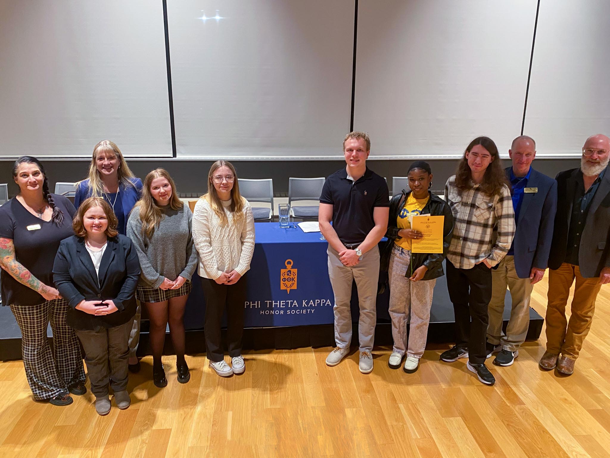 Phi Theta Kappa ptk